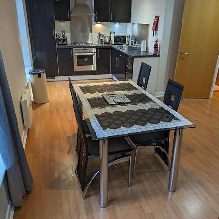 Modern 2 Bed Apartment With Stunning Seaside View EDI Eksteriør billede