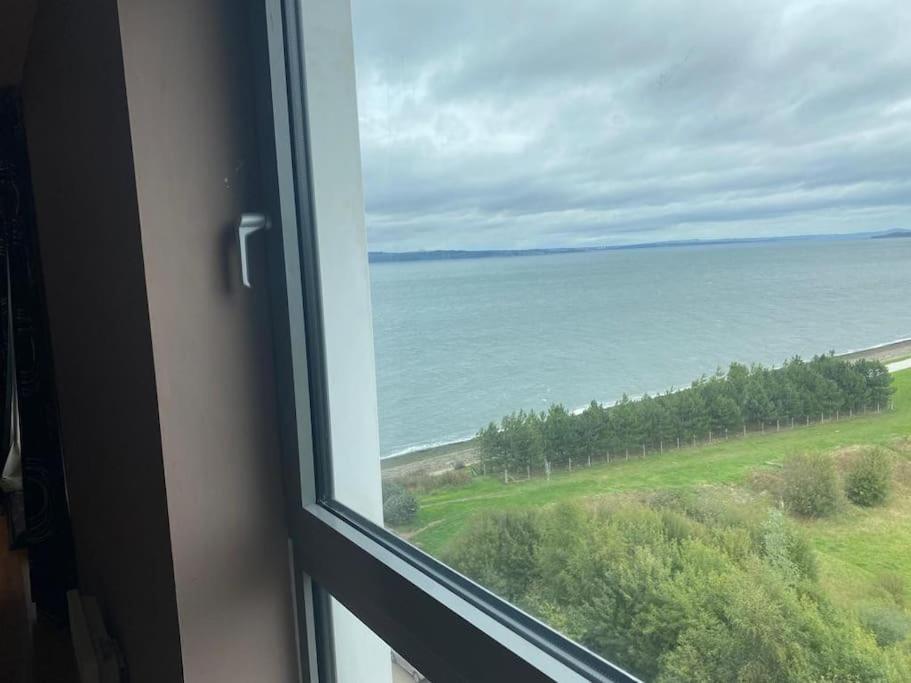 Modern 2 Bed Apartment With Stunning Seaside View EDI Eksteriør billede